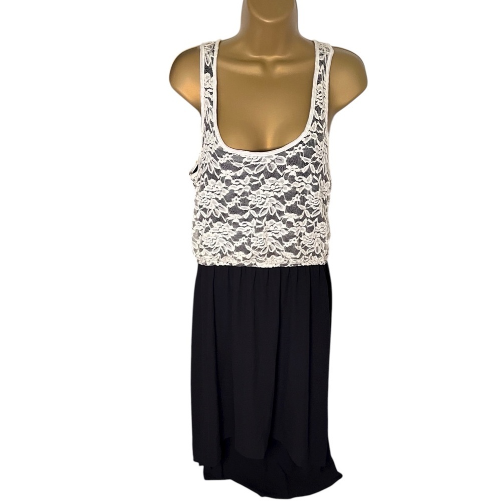 Bobeau Fit & Flare Dress Lace Bodice Hi-Low Hem Black Ivory M